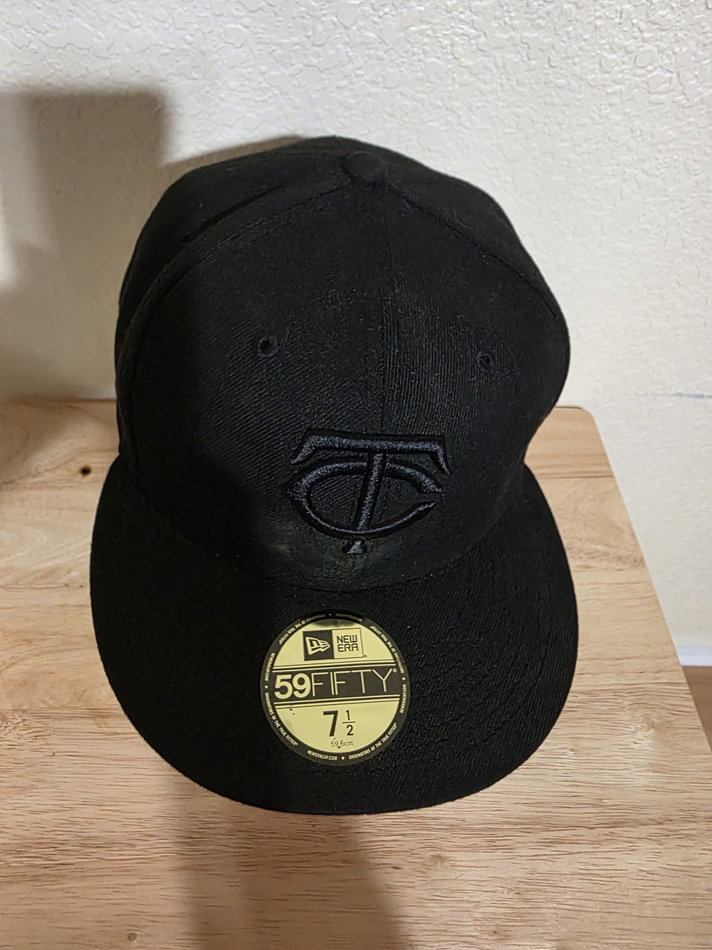 New Era Black Minnesota Twins 59FIFTY Fitted Cap Black Size 7 1/2.